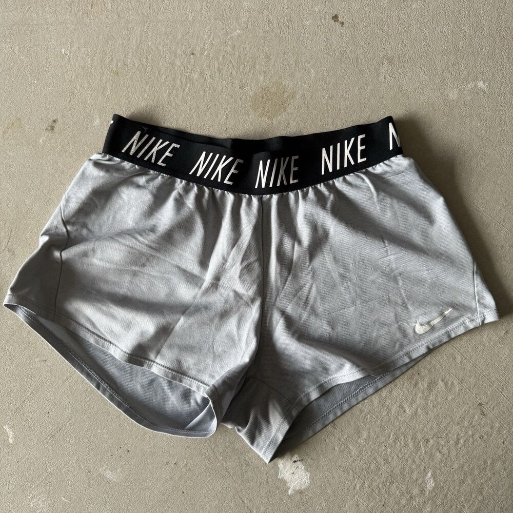 Nike Women’s Dri-FIT Athletic Shorts Gray Size Small S Running Gym Workout